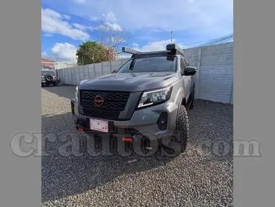 Nissan FRONTIER NP300 PRO-4X