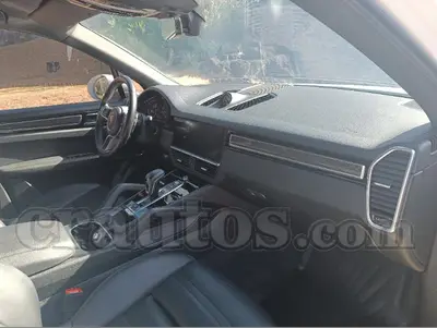 Porsche CAYENNE E HYBRID