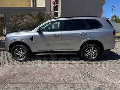 Ford EVEREST TREND