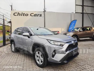 Toyota RAV4 LE