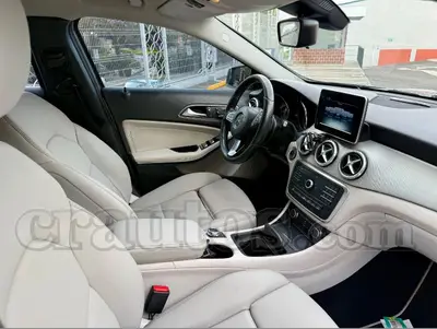 Mercedes Benz GLA250