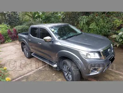 Nissan FRONTIER XE