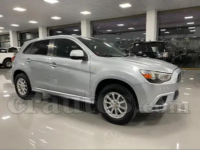 Mitsubishi OUTLANDER SPORT