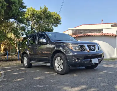 nissan-pathfinder-le-2007-diesel-automatico
