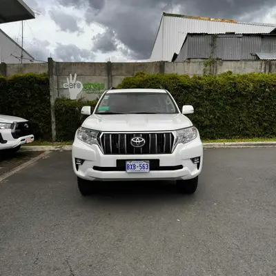 toyota-prado-2023
