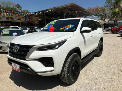 toyota-fortuner-2024-auto-shift-tronic-tdi-7-psj
