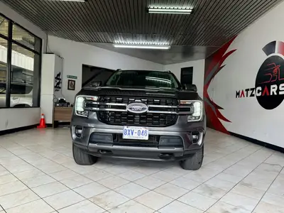 2023-ford-everest-trend