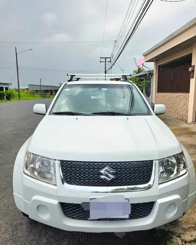 suzuki-grand-vitara-2010