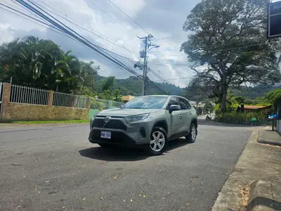 toyota-rav4-automatico-4x4-2022
