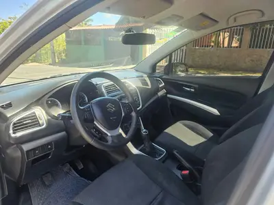 suzuki-scross-suv-2wd-manual