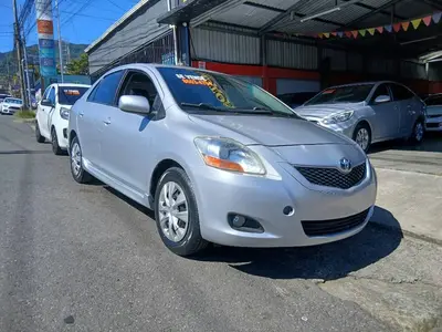 toyota-yaris