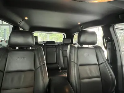 2018-jeep-cherokee-laredo