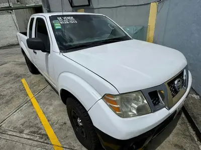 nissan-frontier-picak-up-2012-turbo-diesel-manual-3200cc-4-x-2-se-recibe-vehuiculo-automatico