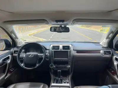 lexus-gx460-v8-2019