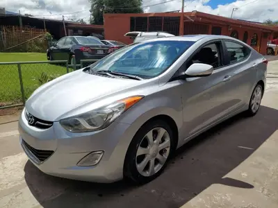 hyundai-elantra-limited