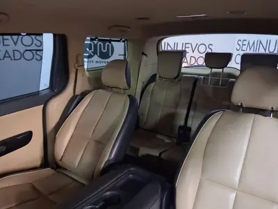 kia-carnival-familiar-ano-2018