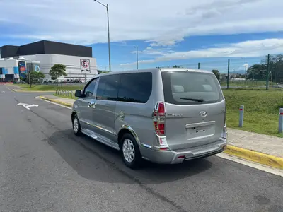 hyundai-grand-starex-2016