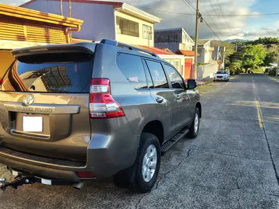 toyota-prado-txl-2014-con-hielera