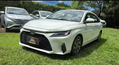 toyota-yaris-2024