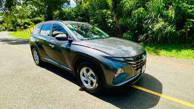 vendo-hyundai-tucson-ano-2022-automatico-4x4-turbo-gasolina-version-nacional-marchamo-incluido