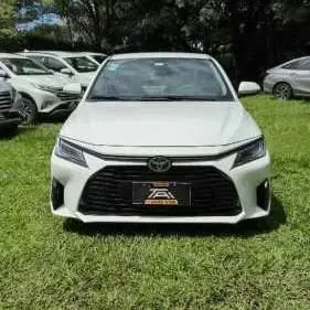 toyota-yaris-2024