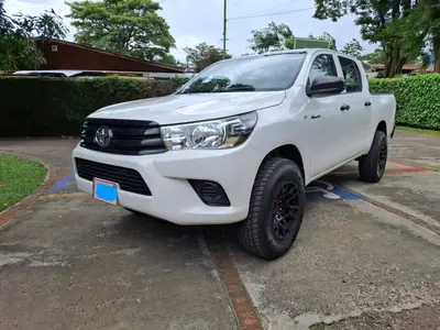 toyota-hilux-2019-manual-4x4