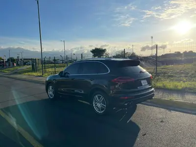 porsche-cayenne-s-e-hybrid-2016