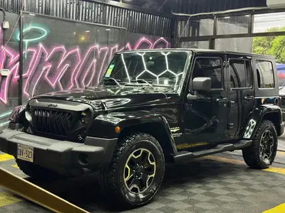 jeep-wrangler-sahara-excelente-estado-mantenimientos-recien-hechos