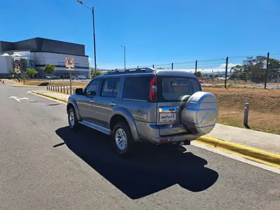 ford-everest-limited-tdi-2011