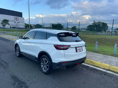 geely-coolray-2023