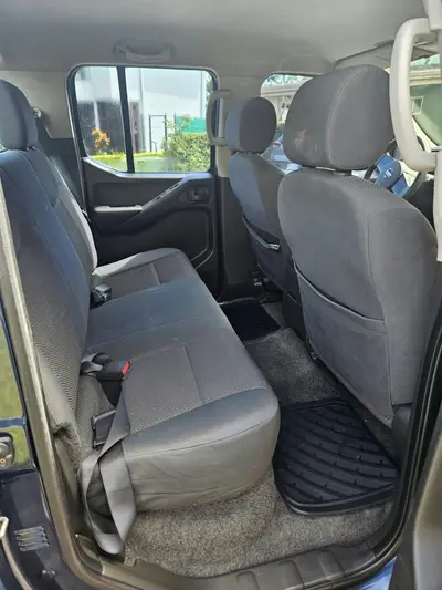 nissan-navara-2012