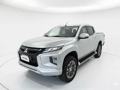 mitsubishi-l200-todo-terreno-4-puertas