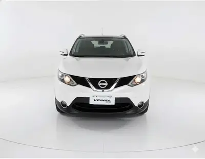 nissan-qashqai-sedan-4-puertas