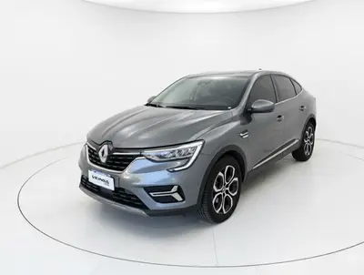 renault-arkana-sedan-4-puertas