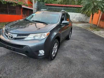 toyota-rav4-xle