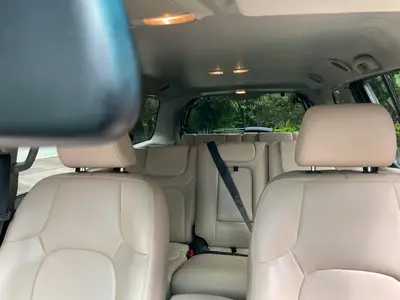 nissan-pathfinder-le-2012