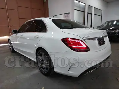 Mercedes Benz C200