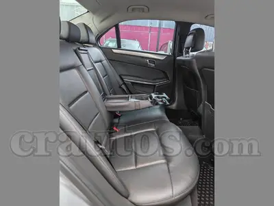 Mercedes Benz E200