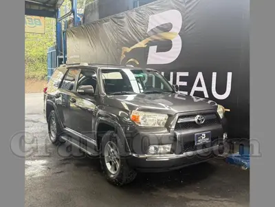 Toyota 4RUNNER SR5