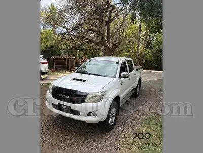 Toyota HILUX SRV