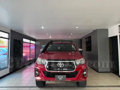 Toyota HILUX SRV