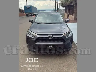 Toyota RAV4 LE