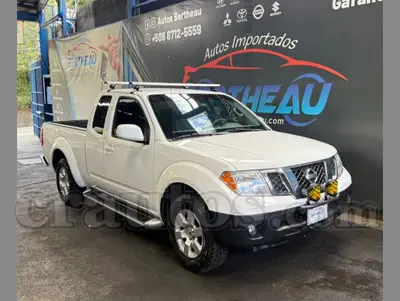 Nissan FRONTIER XE