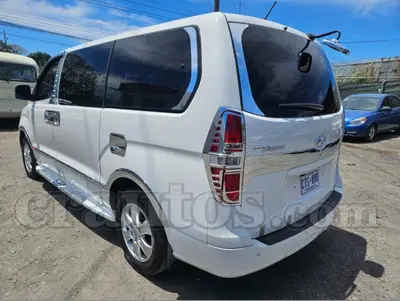 Hyundai GRAND STAREX H1
