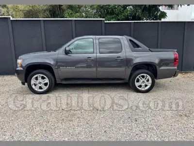Chevrolet AVALANCHE LT