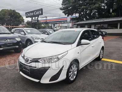 Toyota YARIS E