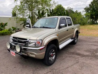 2002 Toyota Hilux