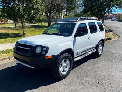 Nissan Xterra SE V6 2004