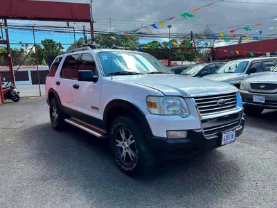 2006 Ford Explorer XLT