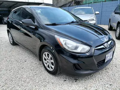 Hyundai Accent 2012